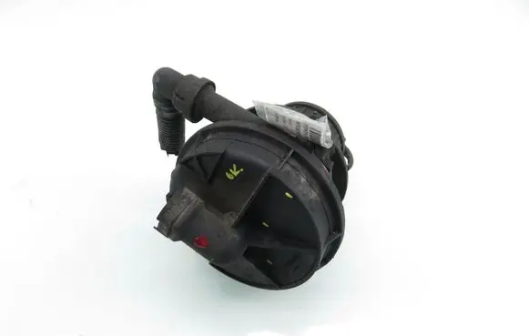 Seat Leon (1M) Secondary air pump 06A959253B 72273803 06A131083B