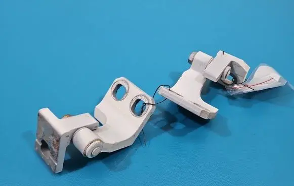 Maserati Quattroporte Front door hinge set B9866G IMPRK1534167