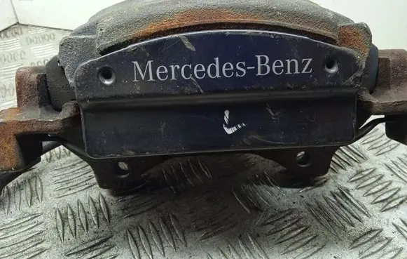 Mercedes-Benz GLE (W166 - C292) Front brake caliper