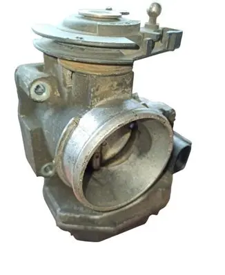 Audi A6 S6 C5 4B Throttle valve 058133063M