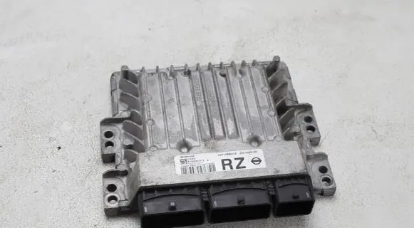 Nissan Qashqai Engine control unit/module 23710BB31A S180067175A
