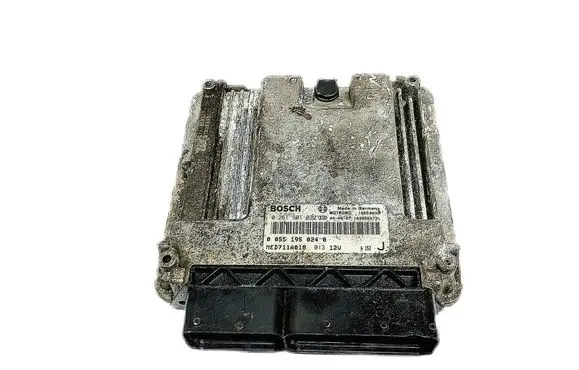 Alfa Romeo GT Engine control unit/module 00551950240