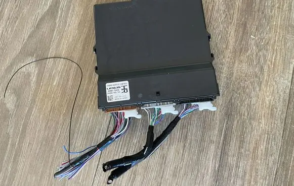 Lexus UX Other devices 8998176430