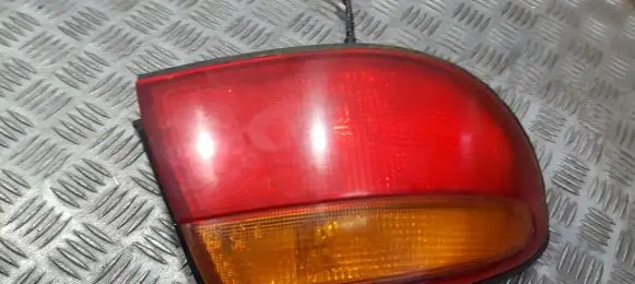 Mazda Xedos 9 Rear/tail lights