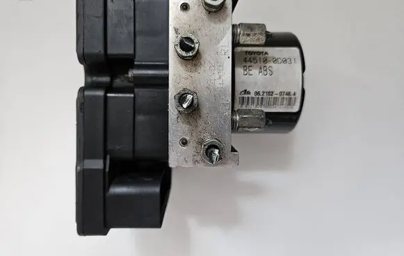 Toyota Yaris ABS Pump 445100D031 895410D040