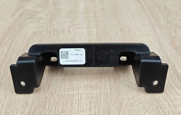 Holder (bracket)