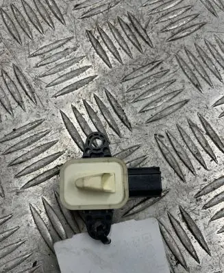 Volvo S60 Airbag deployment crash/impact sensor 30798030