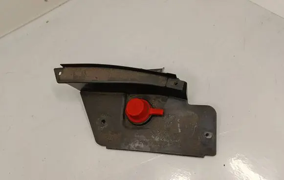 BMW 1 F40 Battery box tray cover/lid 7290719