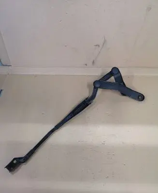 Mercedes-Benz C W204 Front wiper blade arm 97036203 3392126009 B0SCH23