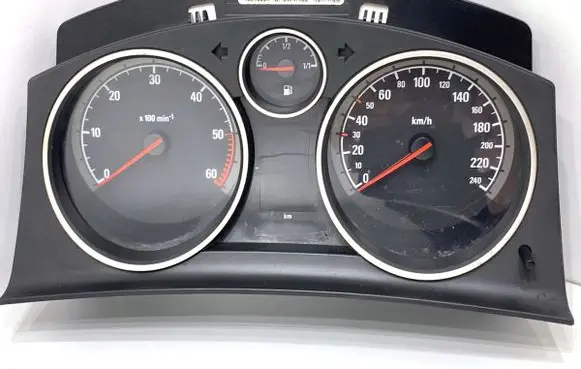 Opel Astra H Speedometer (instrument cluster) 13216684