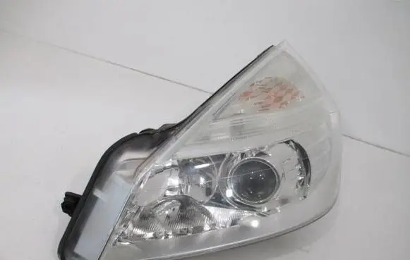 Renault Espace IV Headlight/headlamp 8200394715