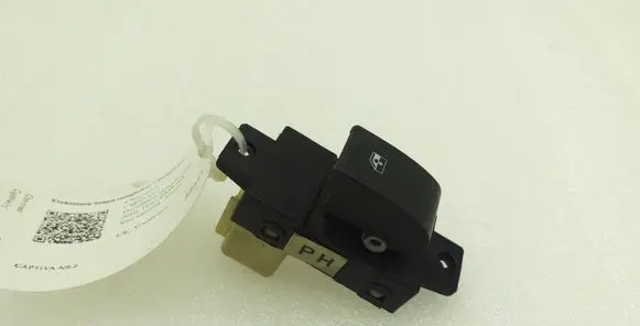 Chevrolet Captiva Electric window control switch
