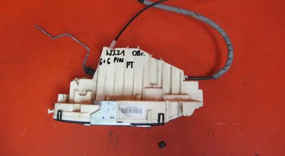 Mercedes-Benz S W221 Rear door lock A2217300835