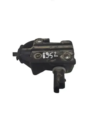 Fuel tank cap lock