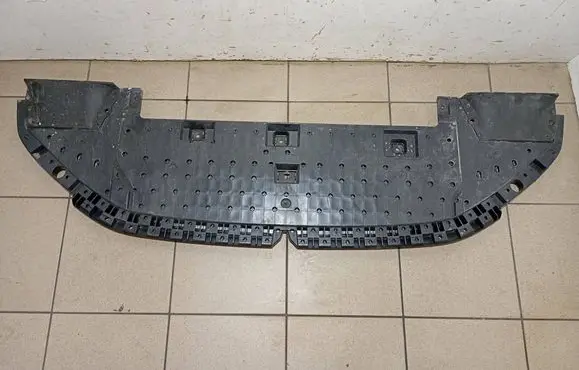 Peugeot 208 II Front bumper skid plate/under tray 9823206580 066329