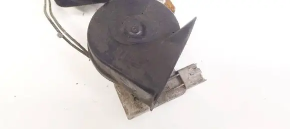 Renault Laguna II Horn signal E30058100 E30057939