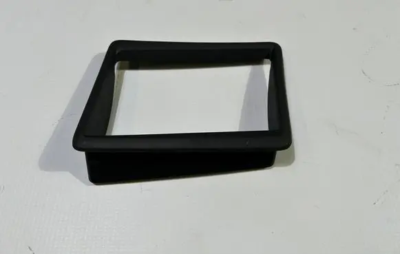 Chevrolet Camaro Dashboard center trim panel 82350943