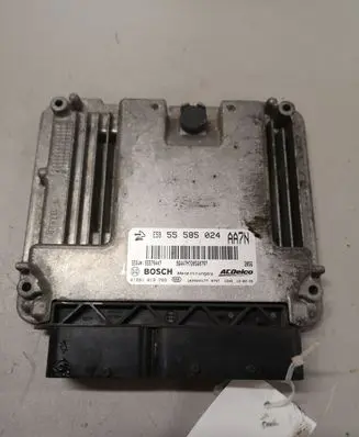Opel Insignia A Engine control unit/module 55585024 AA7N 0281018769