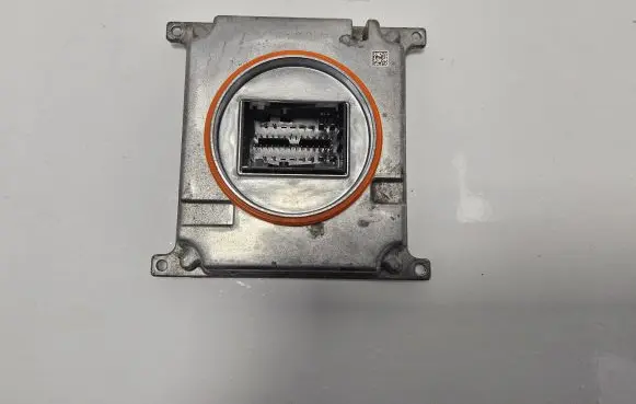 Volkswagen Golf VII Headlight ballast module Xenon 7P5941591AD 1036050008 7P5941501AD
