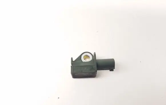 Mercedes-Benz C W204 Airbag deployment crash/impact sensor A1729056000