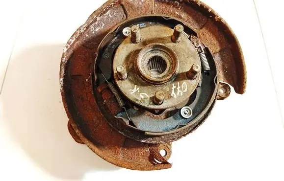 Subaru Outback Rear wheel hub 