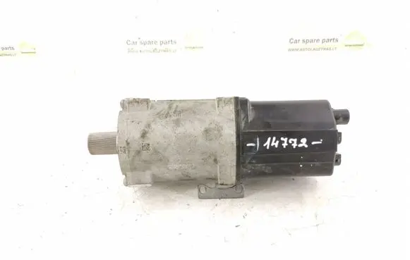 Mercedes-Benz E W213 Power steering pump 8528480000A C65790-101