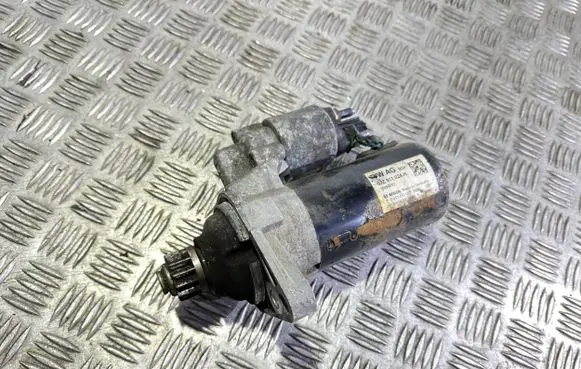 Volkswagen PASSAT B7 Starter motor 02Z911024H