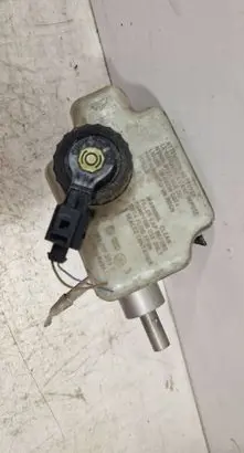 Volkswagen Touran I Master brake cylinder 1K1611301C 03350886321