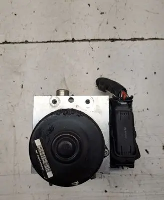 Nissan Navara D40 ABS Pump 47660EB32A
