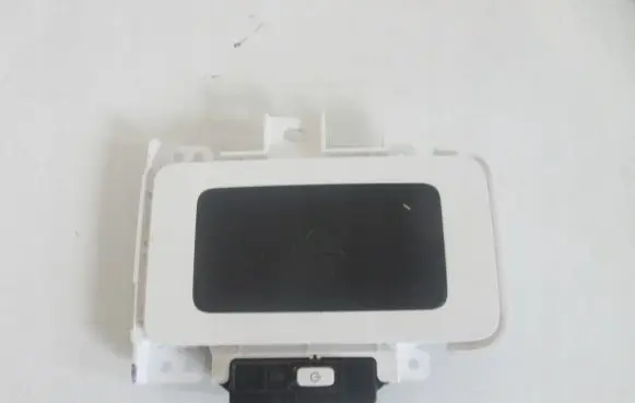 Toyota Prius (XW50) Wireless charging module 861C047010