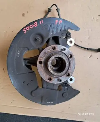 Peugeot 3008 II Front wheel hub spindle knuckle