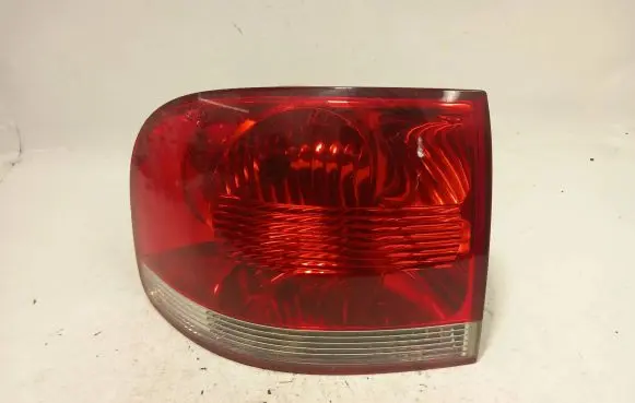 Volkswagen Touareg I Rear/tail lights 28259002