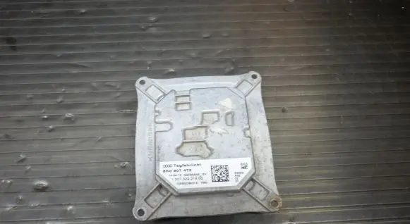 Audi A4 S4 B8 8K Headlight ballast module Xenon 8K0907472