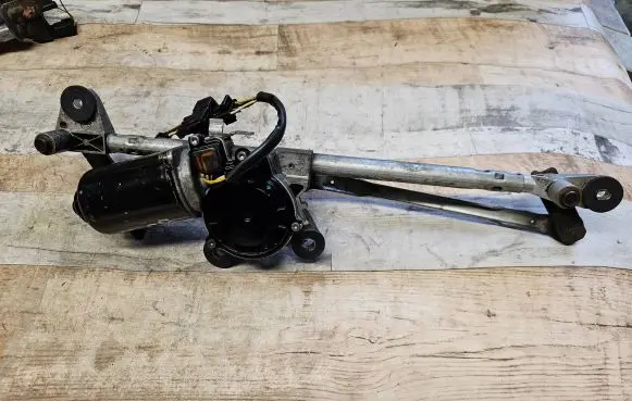 Opel Vectra C Front wiper linkage and motor 13188265 A0030640