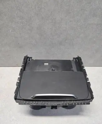 BMW 4 F32 F33 Cup holder front 105495997C