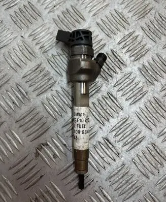BMW 5 F10 F11 Fuel injector 8514148 0445110743