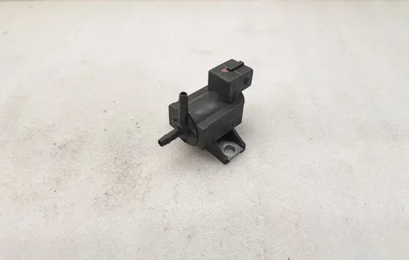 Valve vacuum