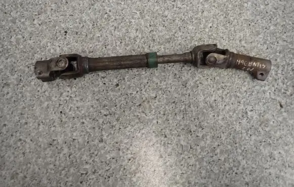 KIA Magentis Steering wheel axle