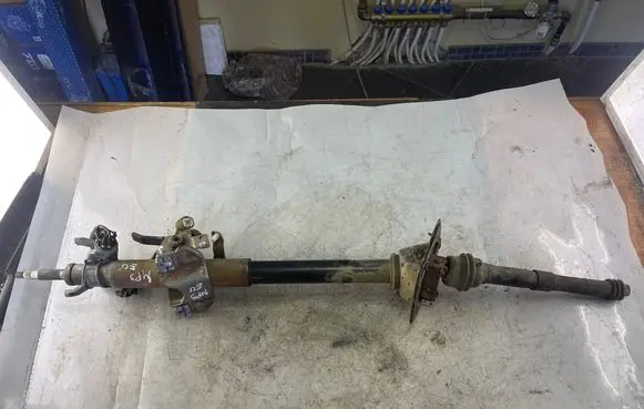 Mitsubishi Pajero Sport I Steering wheel axle