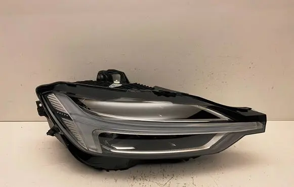 Volvo XC60 Headlight/headlamp 31108597 124300451972
