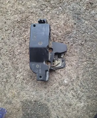 Citroen C5 Loading door lock 0818817596