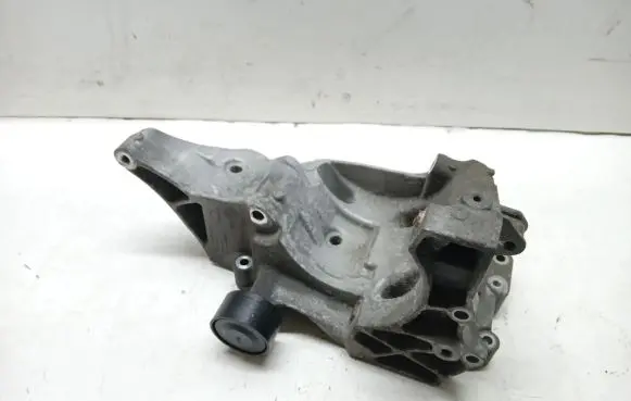 BMW X1 E84 Generator/alternator bracket 7802639