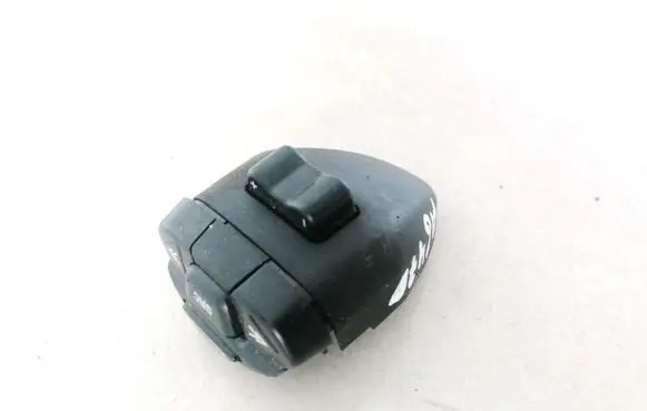 Nissan Almera N16 Multifunctional control switch/knob 54355381p1 140301