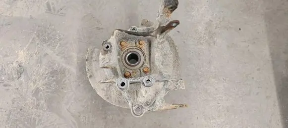 Ford Kuga II Rear wheel hub spindle/knuckle 