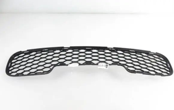Hyundai Santa Fe Front bumper lower grill