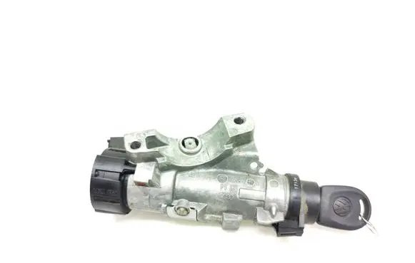 Volkswagen Transporter - Caravelle T5 Ignition lock 6R0905851F 6R0905865
