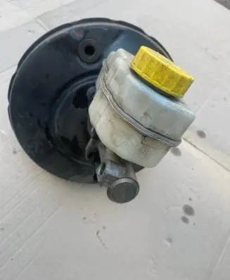 Volkswagen Polo V 6R Brake booster 6R1614105G 190811