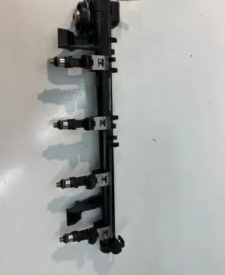 Ford Fiesta Fuel distributor 8A6G9H487 120831A VP8A6UKA