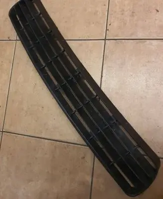 Audi 80 90 S2 B4 Front bumper lower grill 8a0807638