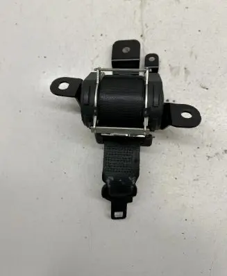 Nissan Qashqai Middle seatbelt (rear) 88854JD000